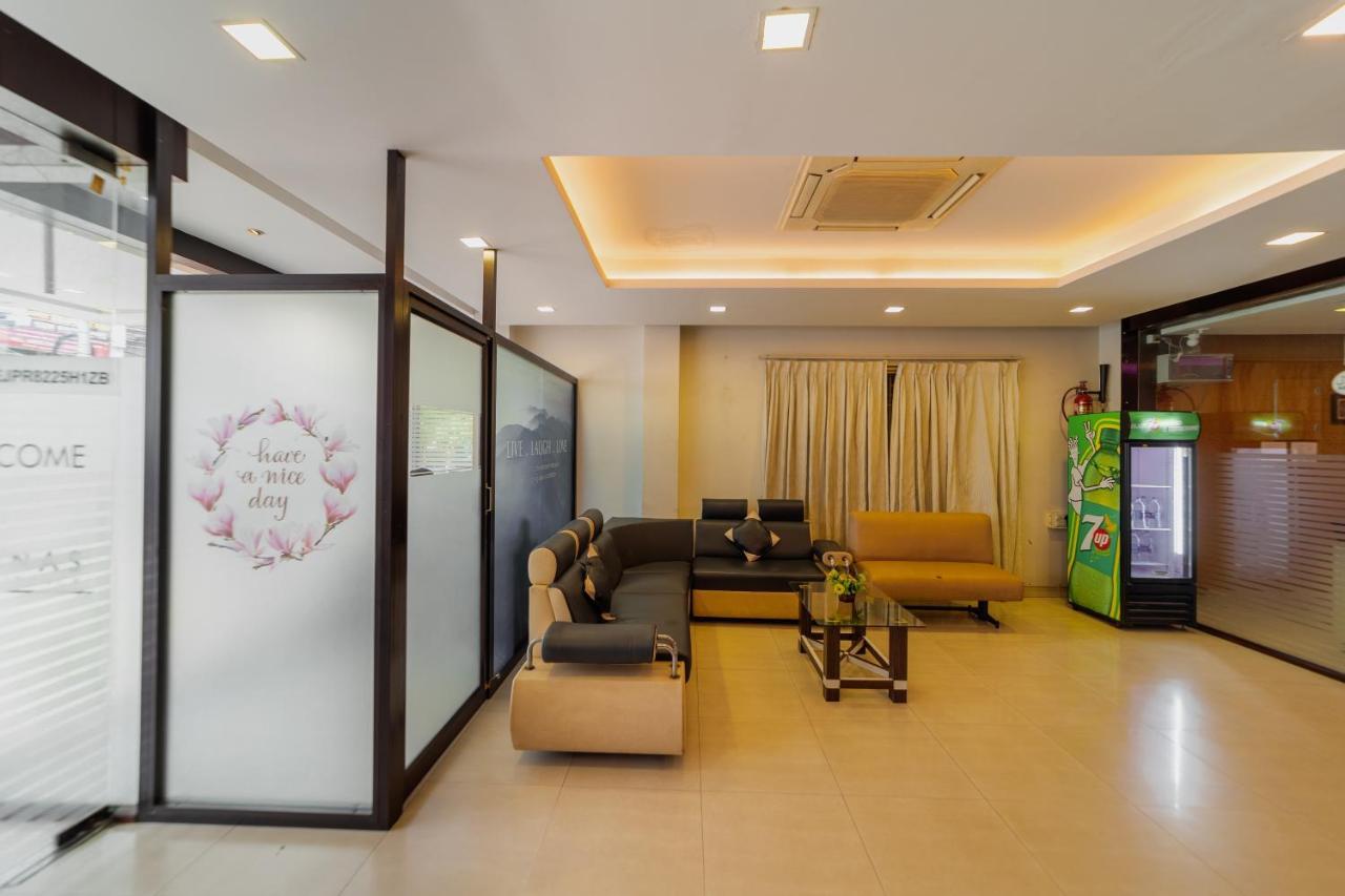 Ranas Residency 호텔 Tiruchirappalli 외부 사진